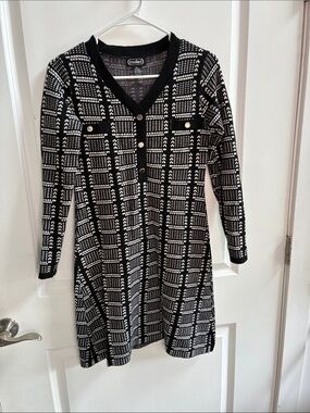 Black and White Long Sleeve Button-Front Knit Dress